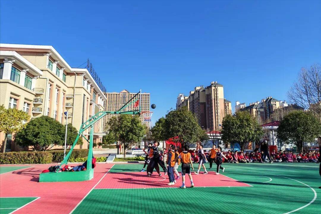 小学联赛小学比赛项目有哪些 小学联赛小学比赛项目有哪些